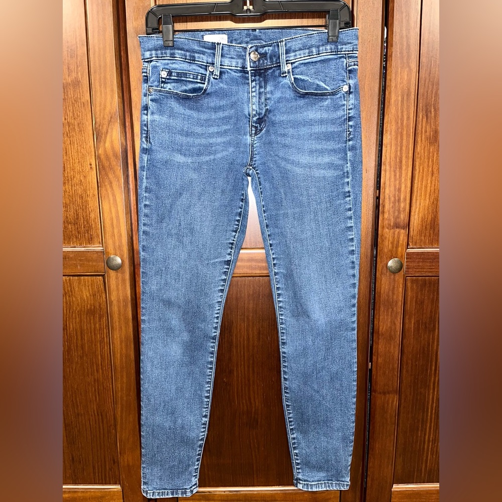 GAP 1969 Legging Jean